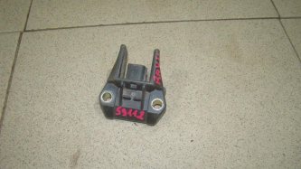 Датчик AIR BAG Toyota RAV4 XA20