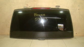 Стекло двери багажника Chevrolet Blazer S15