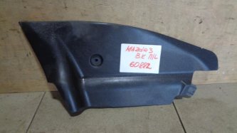 Накладка декоративная Mazda 3 BK