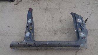 Порог со стойкой правый Jeep Grand Cherokee WJ
