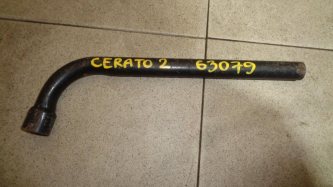 Ключ балонный Kia Cerato 2 TD