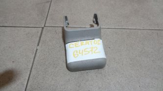 Крышка кронштейна сиденья Kia Cerato 1 LD