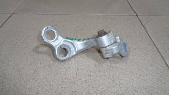 Петля двери задней правой верхняя Ford Focus 2