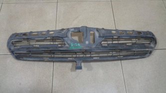 Решетка радиатора Toyota Corolla E120