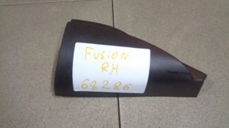 Крышка зеркала внутренняя правая Ford Fusion CBK