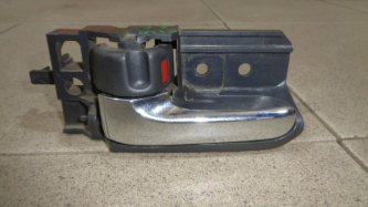 Ручка двери внутренняя левая Toyota Corolla E120