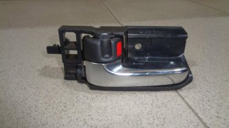 Ручка двери внутренняя левая Toyota Corolla E120