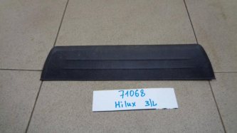 Накладка порога внутренняя Toyota Hilux 8 AN120, AN130