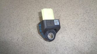 Датчик AIR BAG Toyota Hilux 8 AN120, AN130