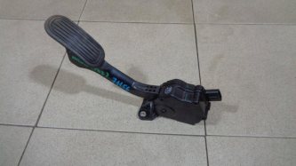 Педаль газа Toyota Hilux 8 AN120, AN130