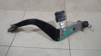 Педаль тормоза Toyota Hilux 8 AN120, AN130