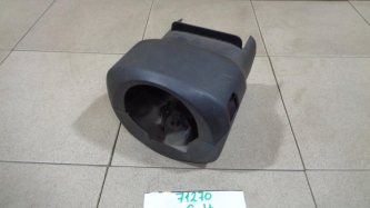 Кожух рулевой колонки Mitsubishi Colt Z3