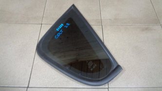 Стекло кузовное глухое правое Mitsubishi Colt Z3