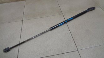 Амортизатор двери багажника Mitsubishi Colt Z3