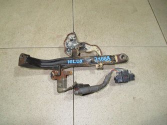 Кронштейн Toyota Hilux 8 AN120, AN130