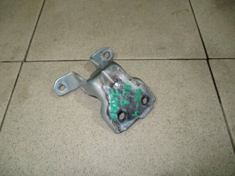 Петля двери передней Suzuki SX4