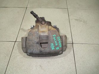 Суппорт передний правый Ford Focus 2