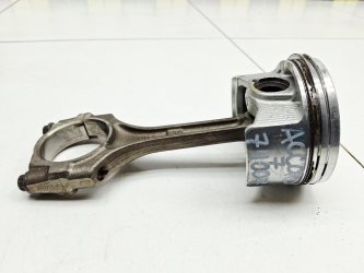 Поршень с шатуном Honda Accord 7 CL