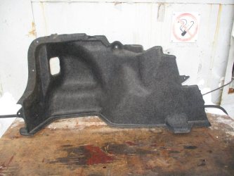 Обшивка багажника Toyota Corolla E150