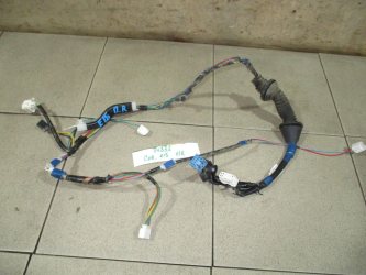 Проводка двери Toyota Corolla E150