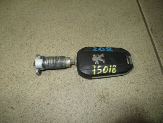 Вставка замка зажигания с ключом Peugeot 208 A9