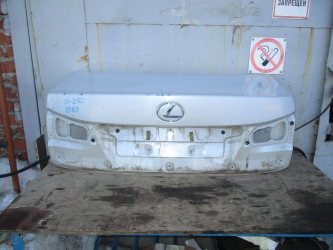 Крышка багажника Lexus IS250 XE20