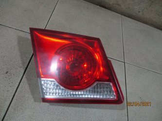 Фонарь задний внутренний левый Chevrolet Cruze J300