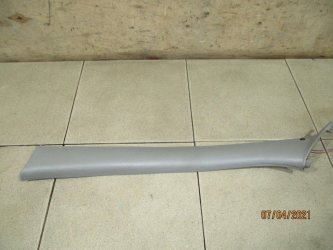 Обшивка стойки Renault Logan 1 L90