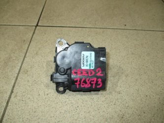 Моторчик заслонки печки Kia Ceed 2 JD
