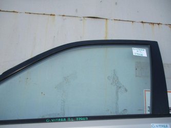 Стекло двери передней левой Suzuki Grand Vitara JT