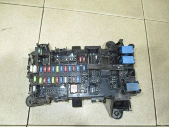 Блок предохранителей Suzuki Grand Vitara JT