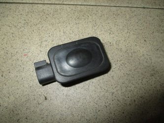 Кнопка открывания багажника Ford Fiesta 6