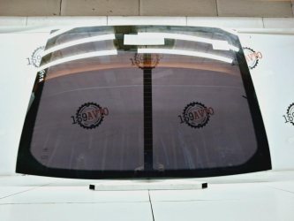 Стекло заднее Ford Fiesta 6