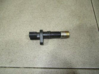 Датчик положения коленвала Toyota Corolla E150