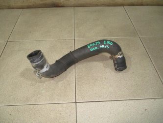 Патрубок радиатора Toyota Corolla E150