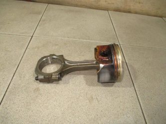 Поршень с шатуном Subaru Impreza XV G12, GE, GH