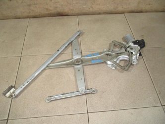 Стеклоподъемник передний правый Toyota Corolla E150