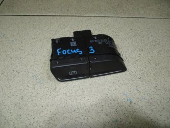 Кнопка обогрева заднего стекла Ford Focus 3