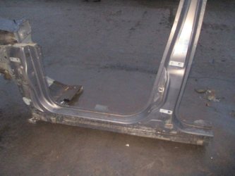 Порог со стойкой левый Ford Focus 3