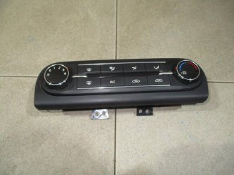 Блок управления климат-контролем Kia Ceed 3 CD