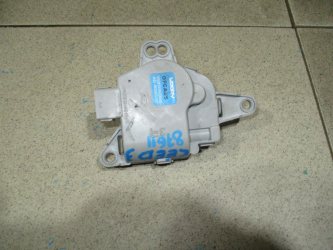 Моторчик заслонки печки Kia Ceed 3 CD