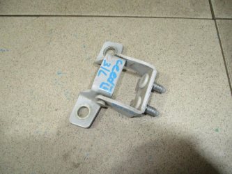 Петля двери багажника Kia Ceed 3 CD