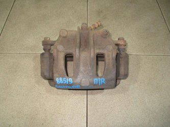 Суппорт передний правый Hyundai Santa Fe 2 CM