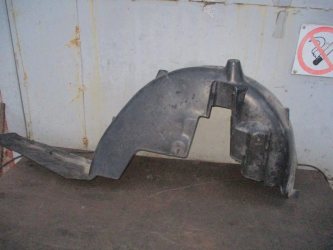 Подкрылок задний левый Peugeot 301