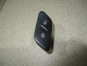 Кнопка центрального замка Volkswagen Polo 5