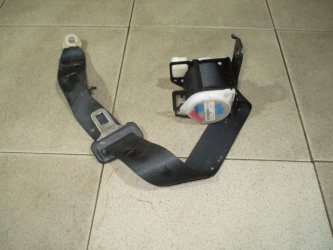 Ремень безопасности Toyota Corolla E120
