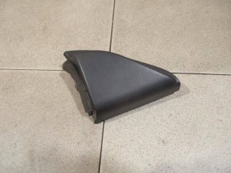 Крышка зеркала внутренняя правая Toyota Corolla E120