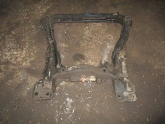 Подрамник Peugeot Expert G9