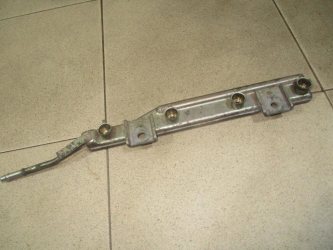 Рейка топливная Nissan Almera N16