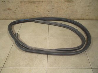 Уплотнитель двери Nissan Almera N16